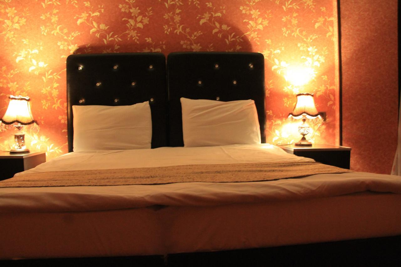 Avand Hotel บากู ภายนอก รูปภาพ