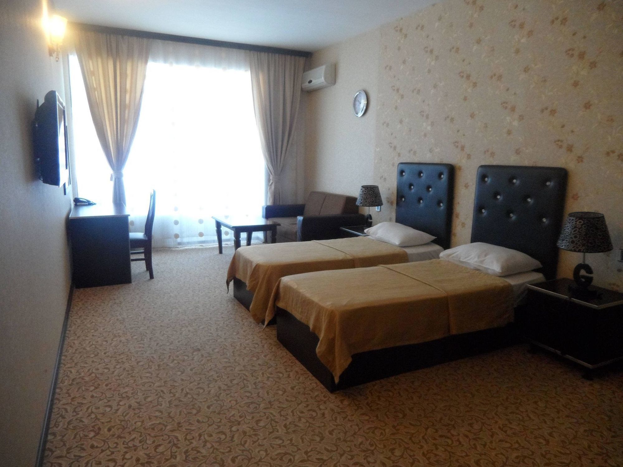 Avand Hotel บากู ภายนอก รูปภาพ